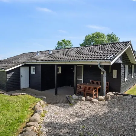 Peder - 950m From The Sea By Interhome Nyaraló