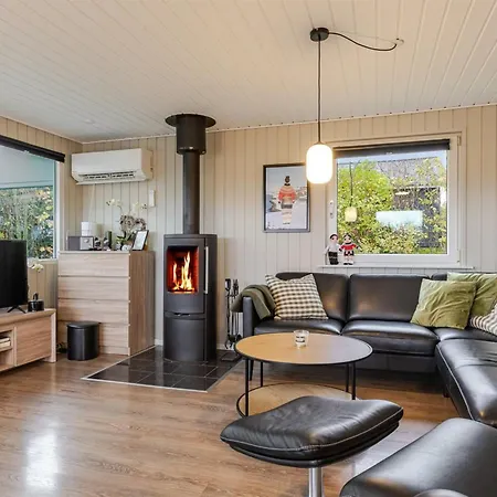 Nyaraló Peder - 950m From The Sea By Interhome