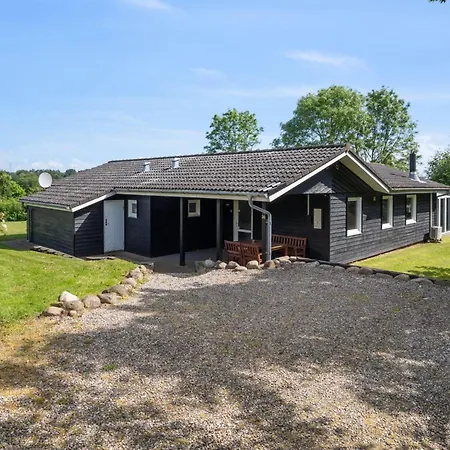 Nyaraló Peder - 950m From The Sea By Interhome *